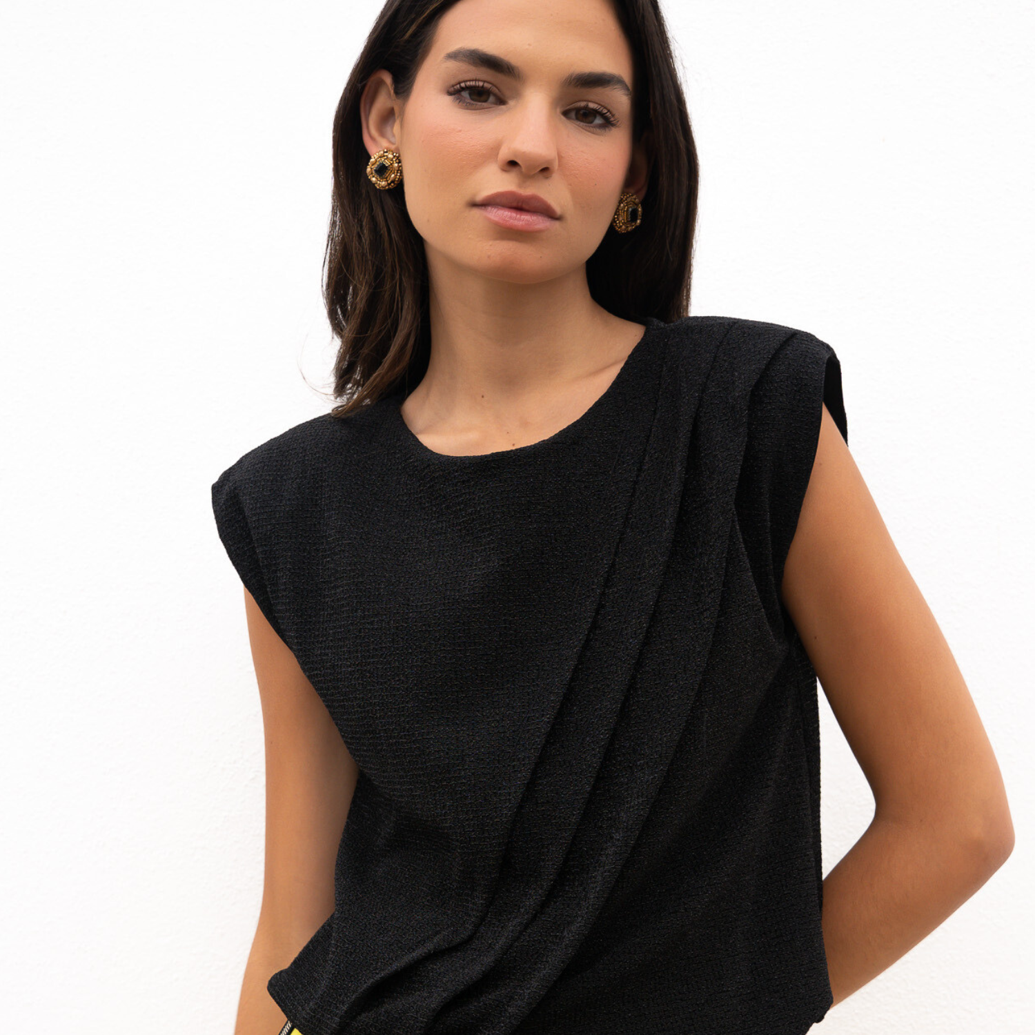 Top negro Lurex plisado