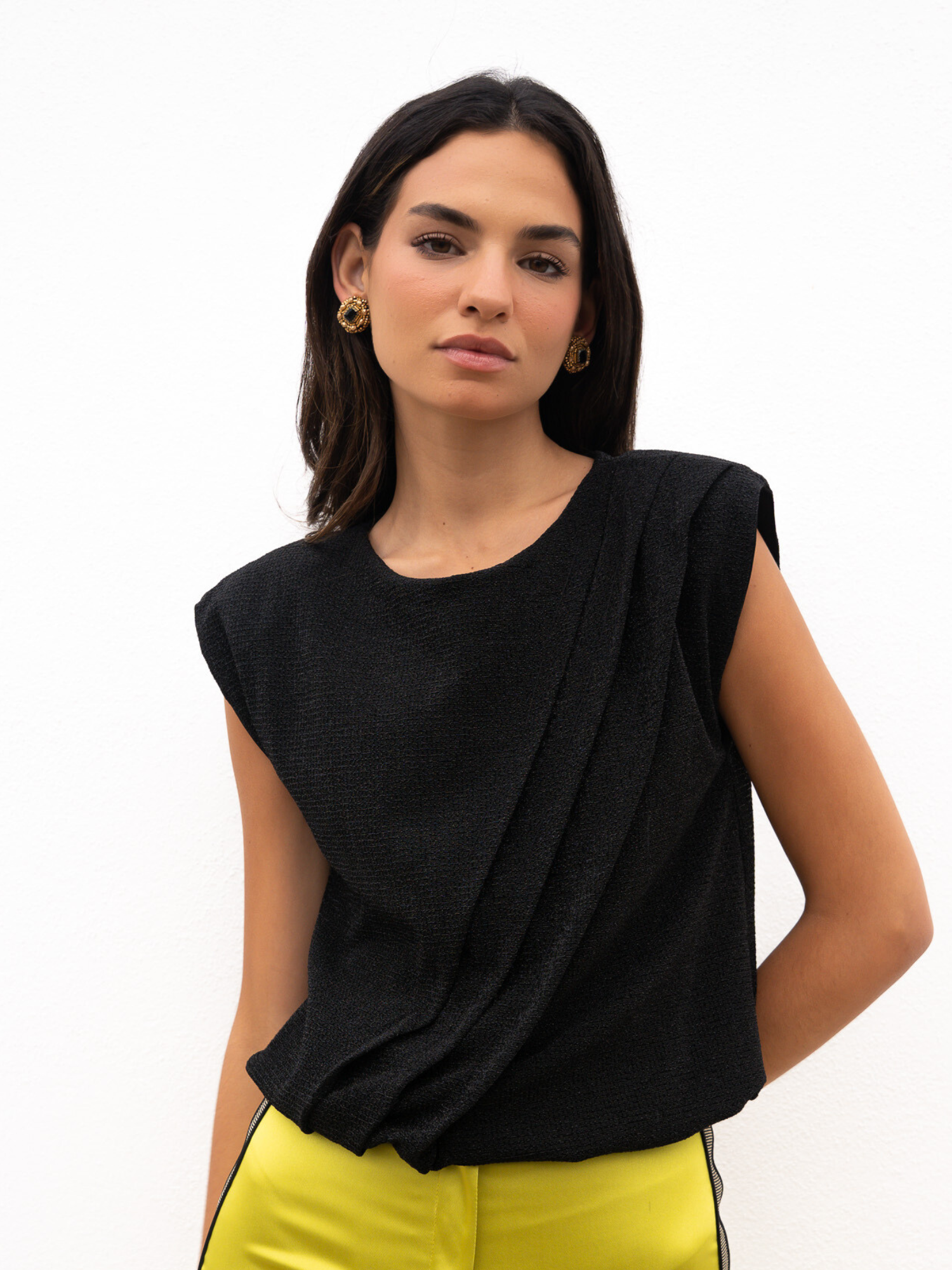 Top negro Lurex plisado