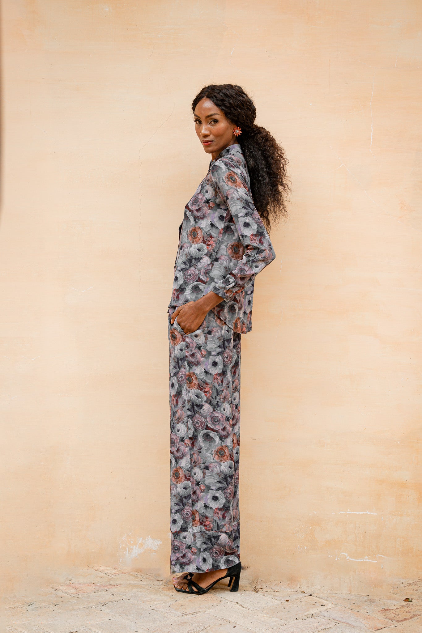 Pantalón estilo pijama Flores