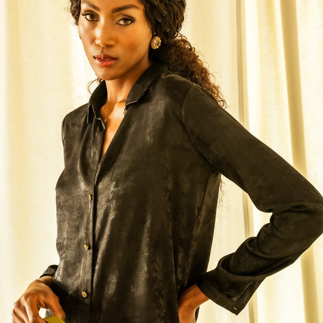 Camisa negra textura